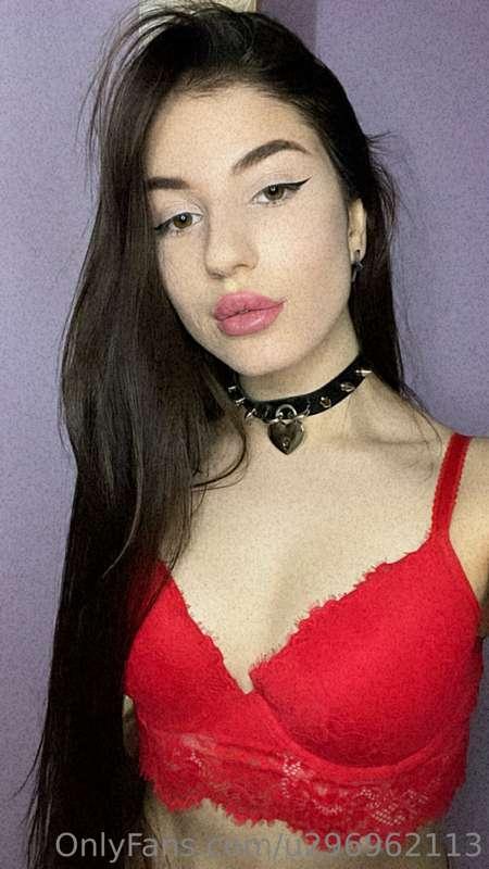 Put a collar on me, for I am your baby 😏