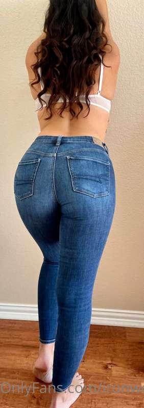 Happy Friday 😘🍑💦💦