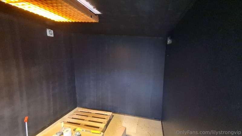Almost done with the paint😊 looking forward to put the rubbe..