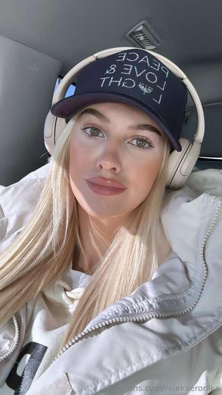 Listening music is my relax … it giving me more creativity t..