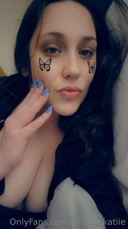 Should I get tatted?? Lol😜😜