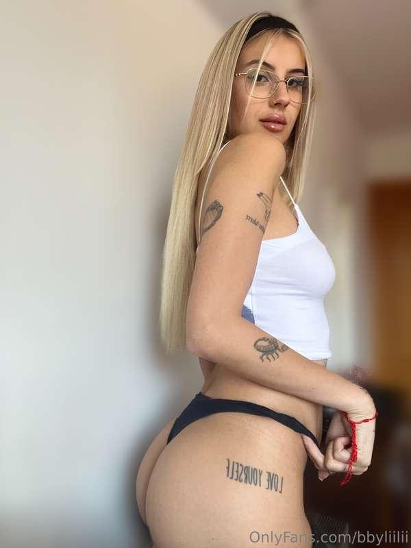 Me saco el tanga por ti? 🍑🤭