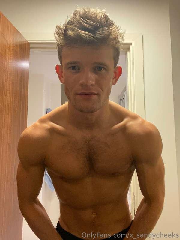 First night at uni, wish me luck 😘