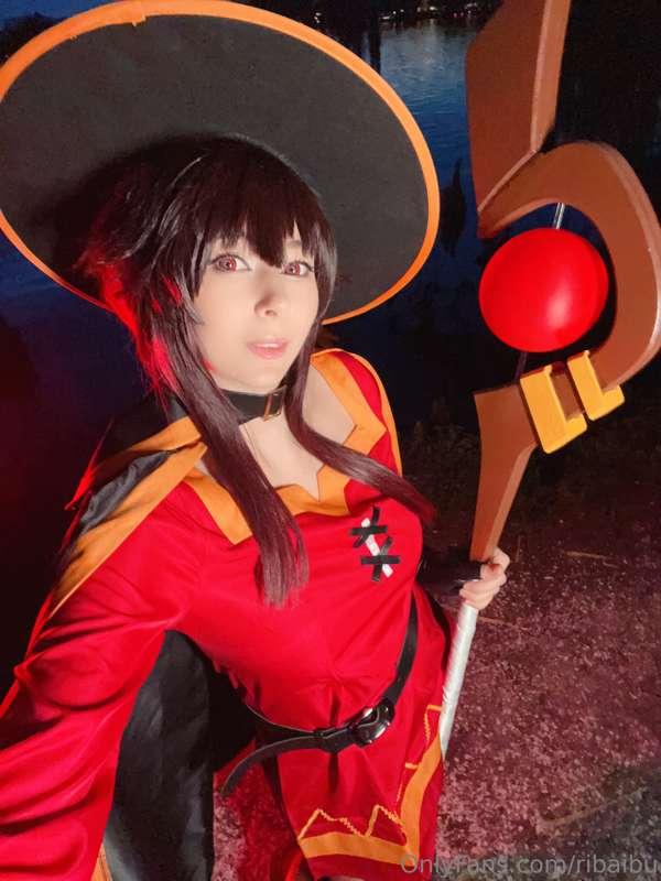 Got a quest for your favorite mage~? ❤️