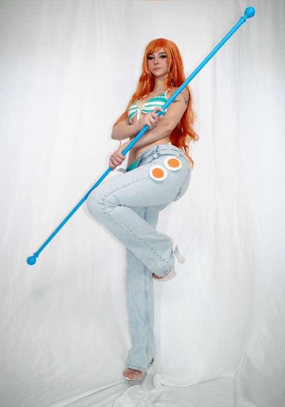 Nami Cosplay