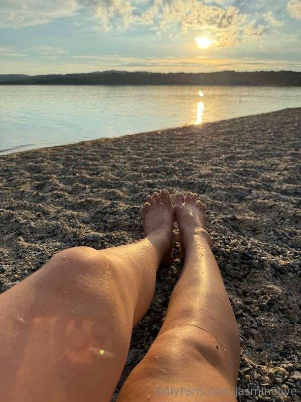 There’s something magical about sunsets… just sitting quietl..