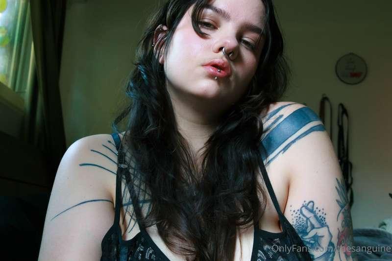 new lingerie and a very green room
