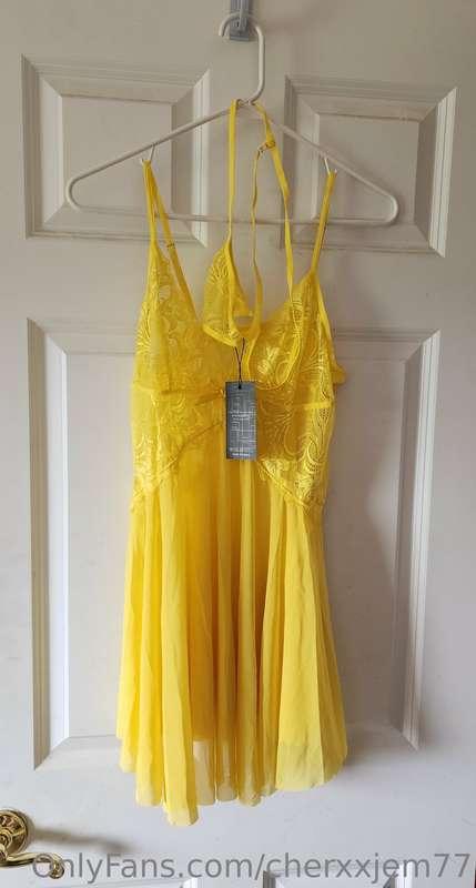 Think I can pull off yellow? 💛