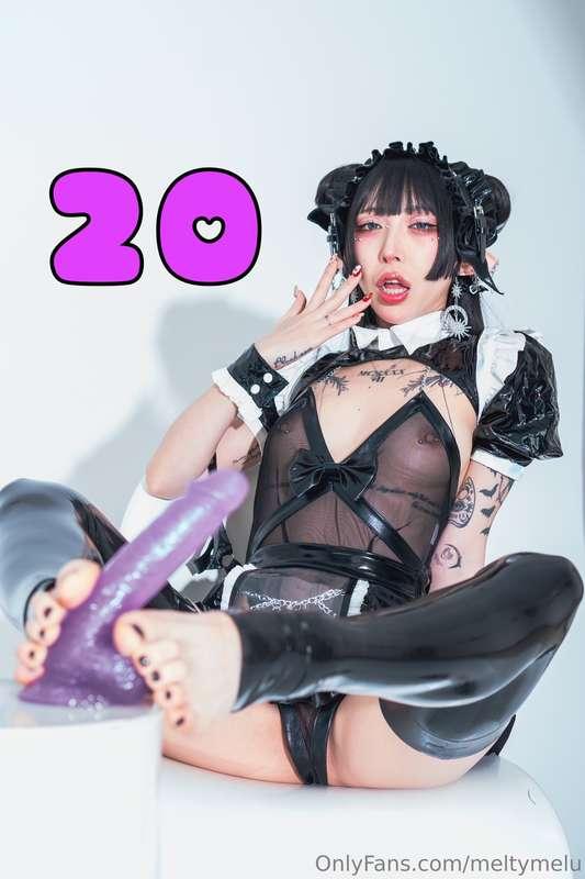 (日本語下にあります、！) Wanna see more from this? I’m wearing my favor..