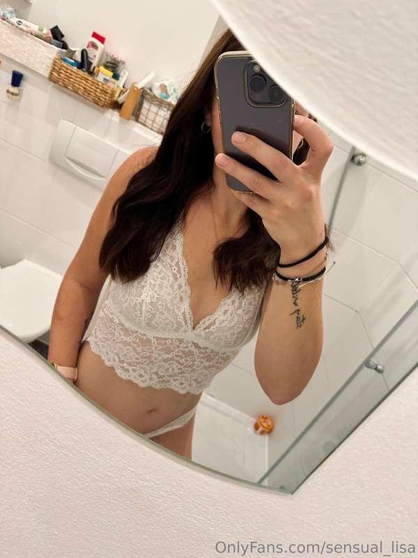 Happy Monday 🔥 

Seit ihr gut in die neue Woche gelutscht? 🤭..