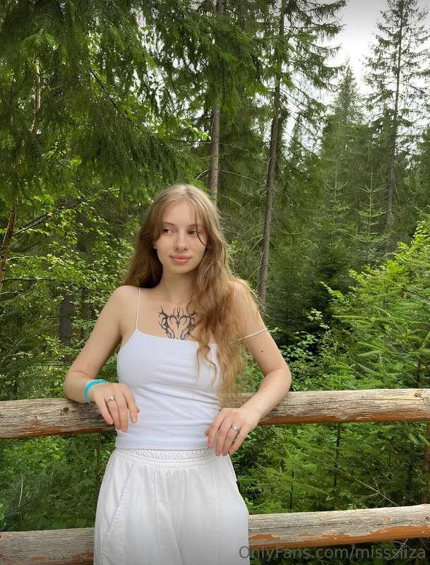 💙 18 YEARS OLD 💙🔥𝗙𝗥𝗘𝗘 𝗢𝗡𝗟𝗬 𝗡𝗢𝗪🔥 @lizilush ✨ Hello my horny 🌸..