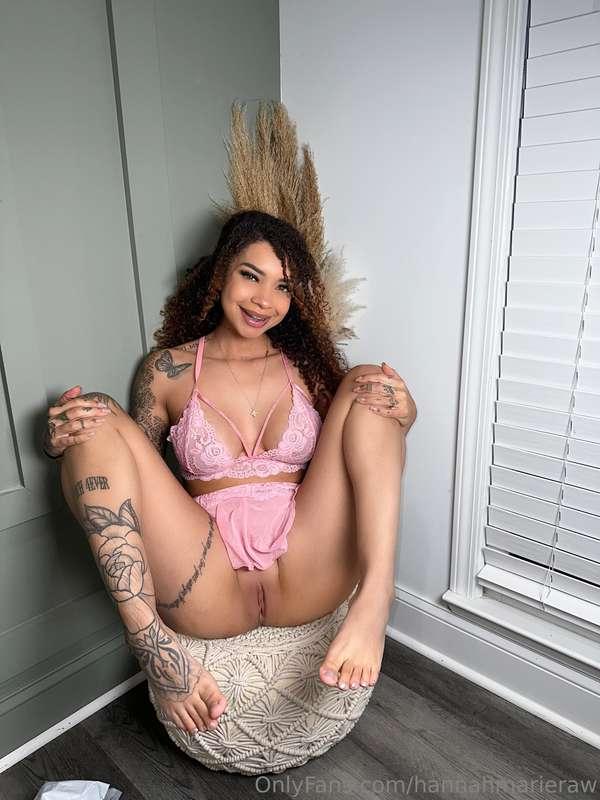 My pussy is so pretty huh daddy 😈🙈