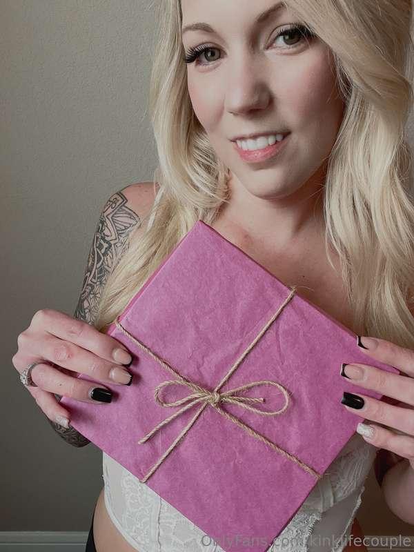 Look what just showed up! New panties sent to me by The love..