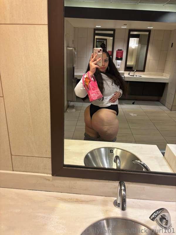 thick_gurl101 image #15