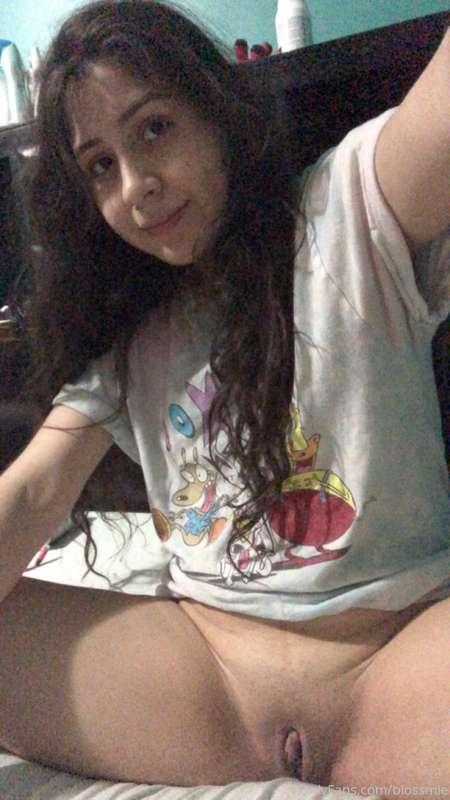 Goodnight pic for y’all, don’t let the bed bugs bite c: 💤