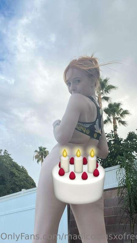 want some cake? 🎂😋 check out the uncensored pic posted on on..