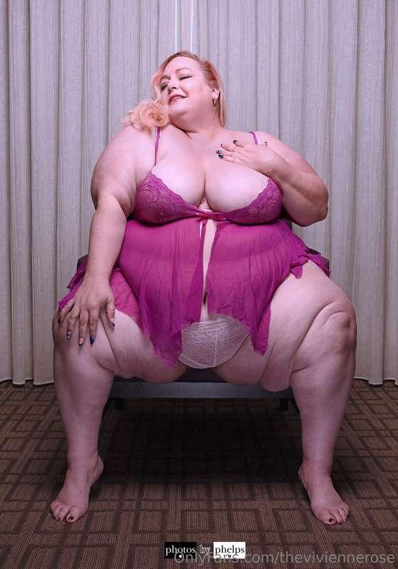 theviviennerose image #3