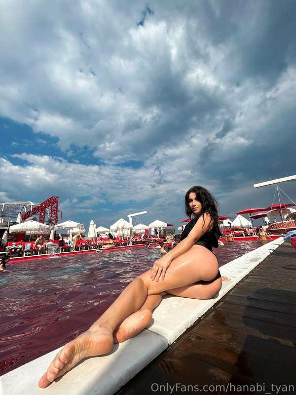 The sky’s dramatic, the water’s warm and I’m sitting here, d..