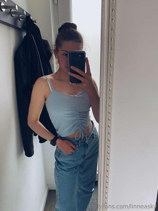 blue is my favorite color 🤍