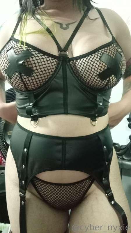 cyber_nyxie main image