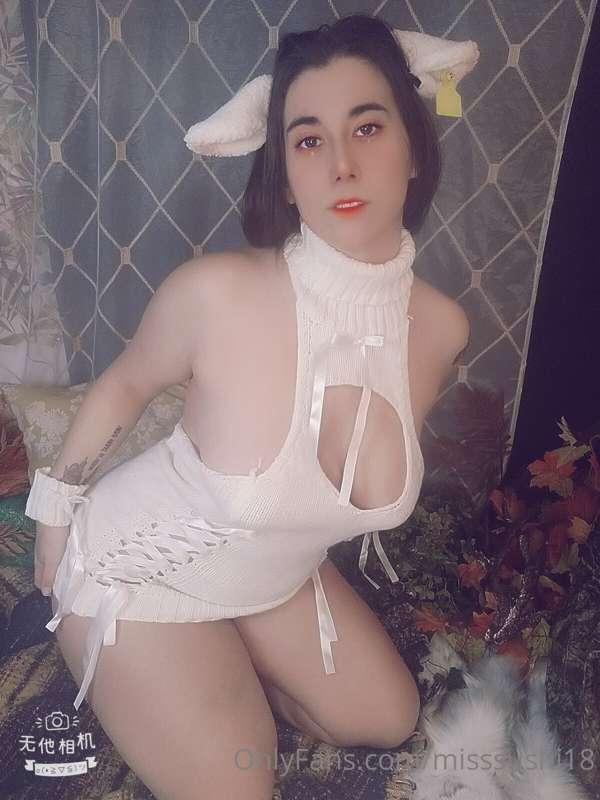 Esa ternerita mala me ha dicho que me iban a morder las chin..