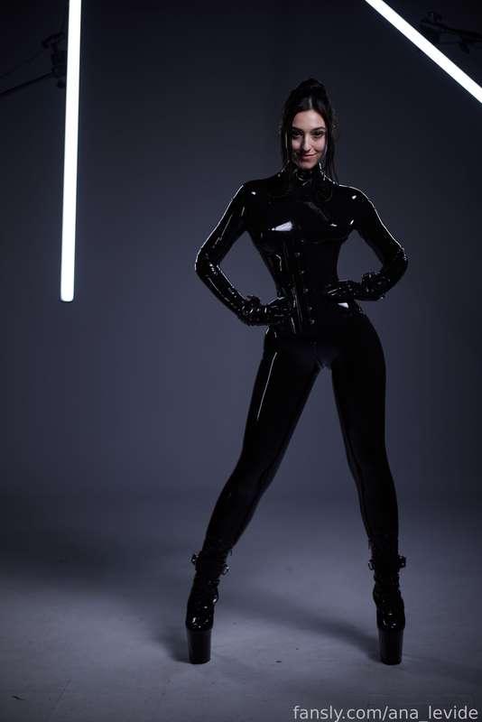 ana_levide image #156