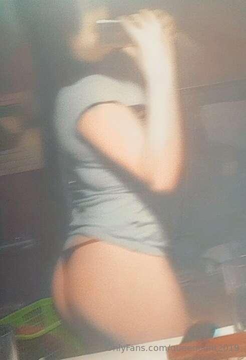 queencunt2019 image #0