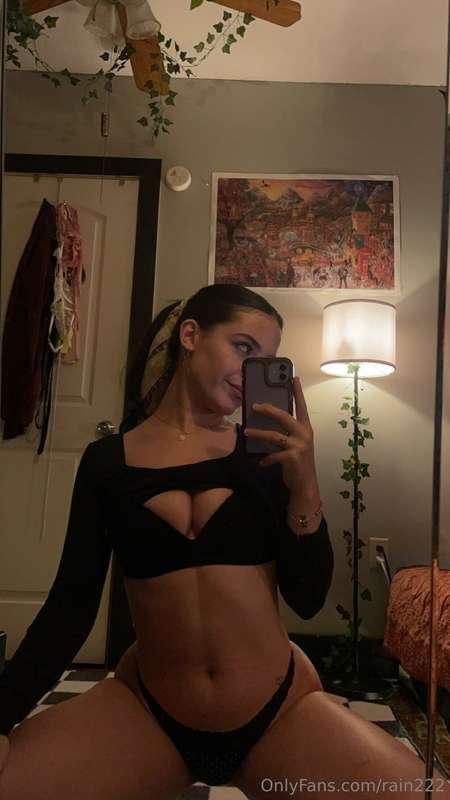 Hiiii babes🤭