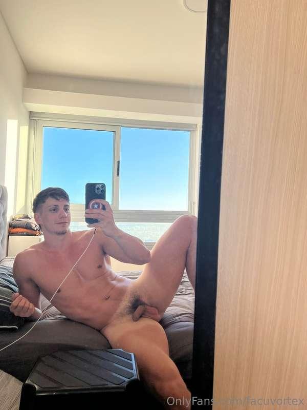 ✋😘