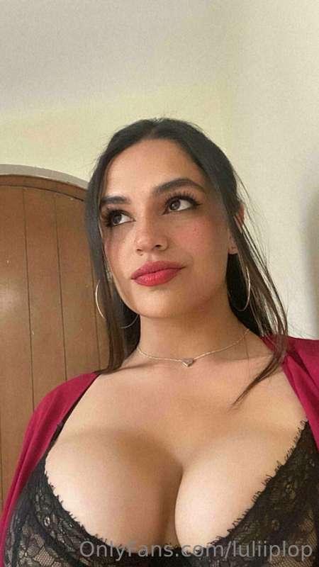 # *@BROOKE304*     ⚠️🆓
@BROOKE304 ⚠️ DO YOU LIKE LATINAS WIT..