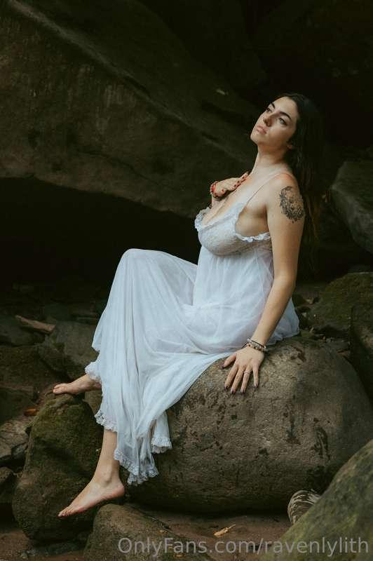 ravenlylith image #3