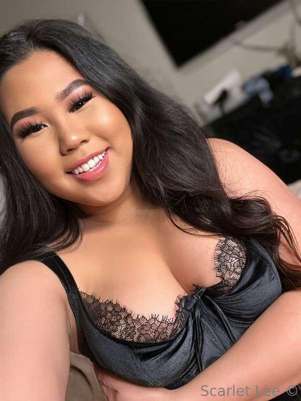 What’s your favorite way to relax?😇