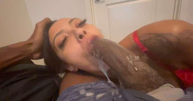 BIG DICK.. TIGHT THROAT.. SLOPPY GAGGIN HEAD.. CUMSHOT IN MY..