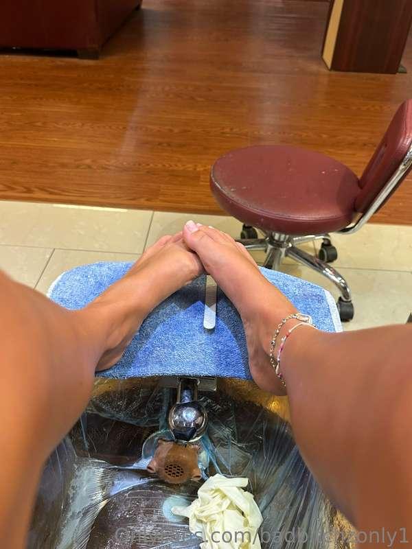 pedicure day ;)