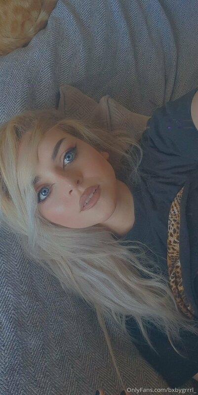 Hello ?

Onlyfans.com/Lexii_mfc