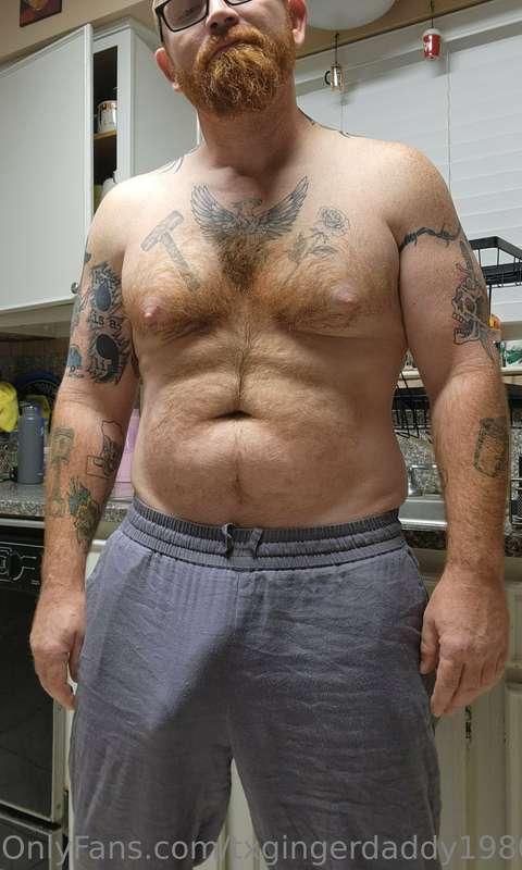 Wanna see what's causing this huge bulge in my grey sweatpan..
