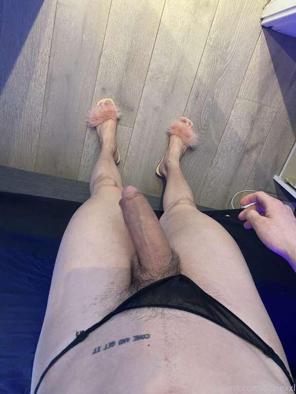 I'm going to slap you with my pink sandals right here, come ..