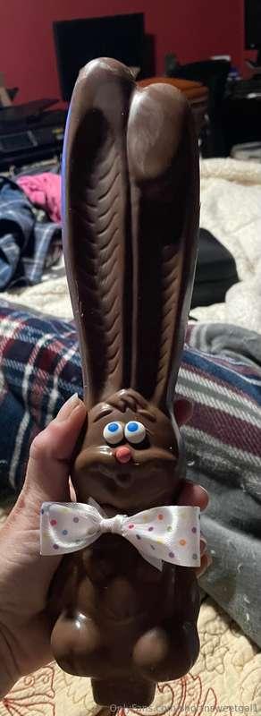 🤣 my mother always gets me a chocolate bunny for Easter and ..