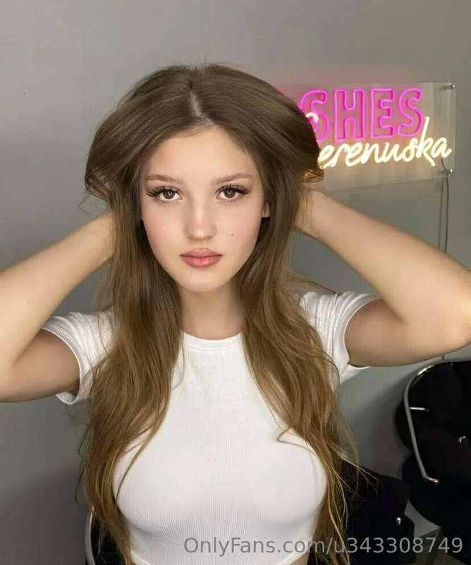 Do you like wavy hair? 🥰