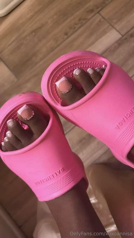 pink is such a bratty color 😋💕