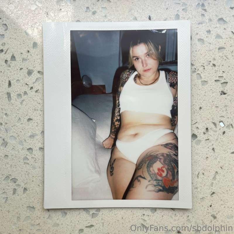 Some fun polaroids I took for a very satisfied customer 🥵  D..