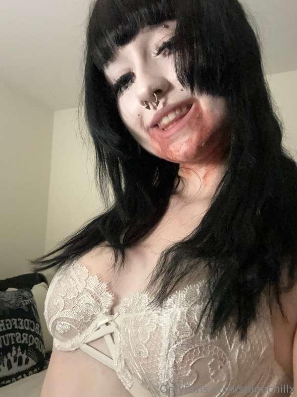 Let me eat you :3