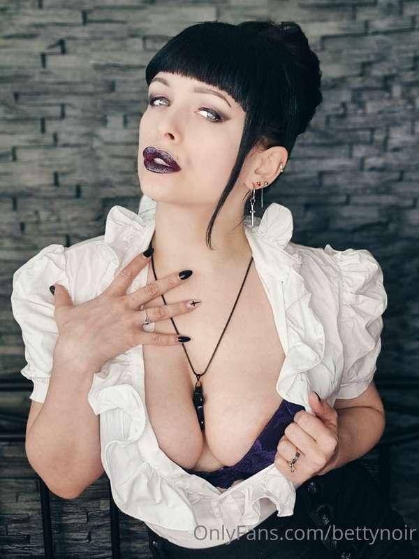 bettynoir image #2