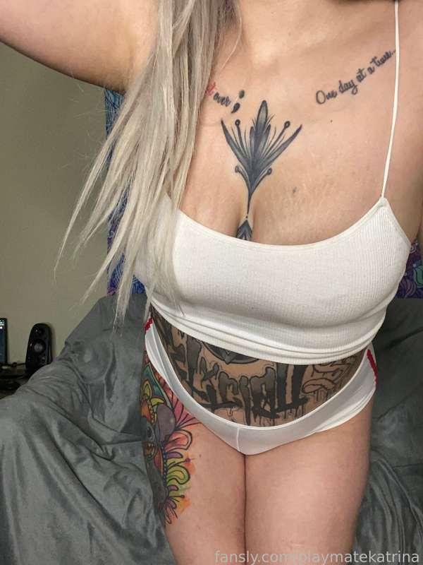 playmatekatrina image #10