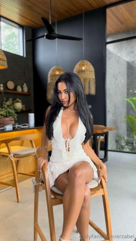 Tell me your fantasies and I’ll show you mine 😈