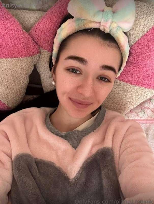 Subscribe now 👉🏻 @olana1melnik 👈🏻 This cutie with angelic fa..