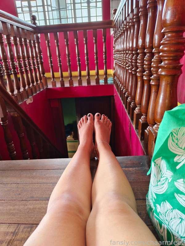 chaarmfeet image #1