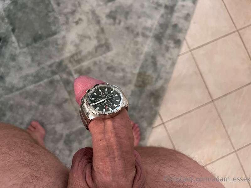 Vrijeme je ovdje zakurac!
The time is pretty fucked up in he..
