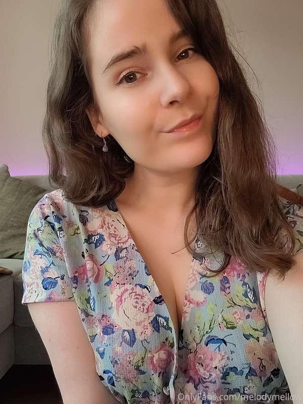 It's a beautiful day for a floral dress!