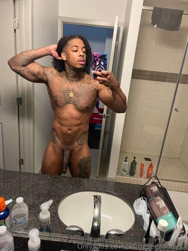 Just got finished making a new solo vid 📼😈. You wanna watch ..